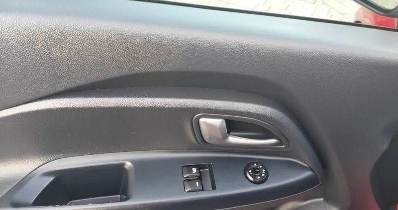 Kia Rio cena 31900 przebieg: 99137, rok produkcji 2015 z Krośniewice małe 436